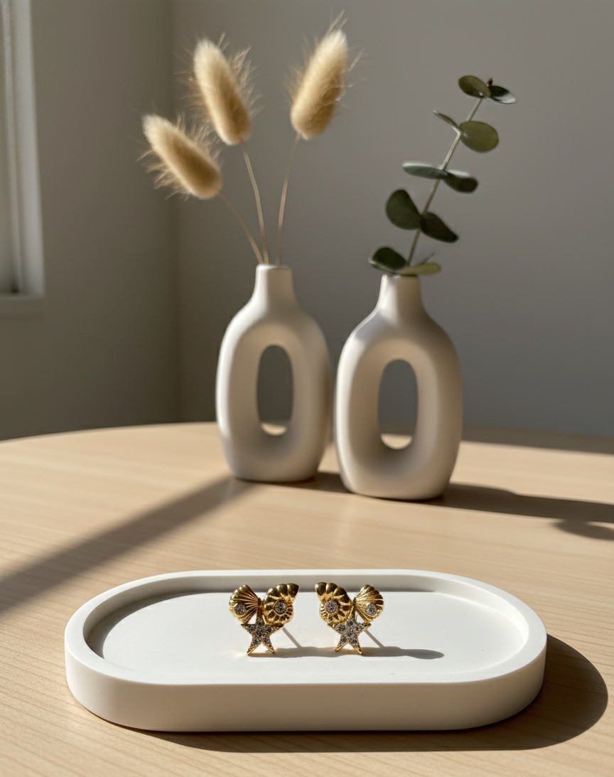 Shining Starfish Textured Stud