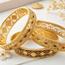 Bracelets / Bangles